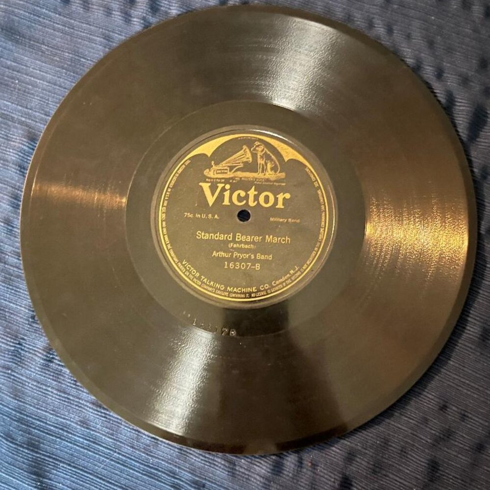 Lot of 2 Victor 78 Vinyl Records